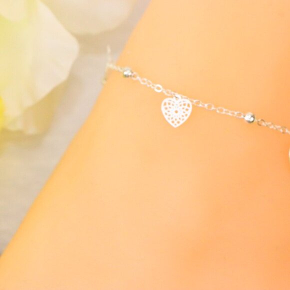 Minimalist Anklet, Sleek & Modern Design, Women’s Fashion, YC110165-A - Picture 3 of 10